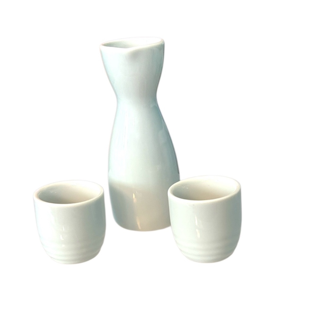 Elegant White Sake Set